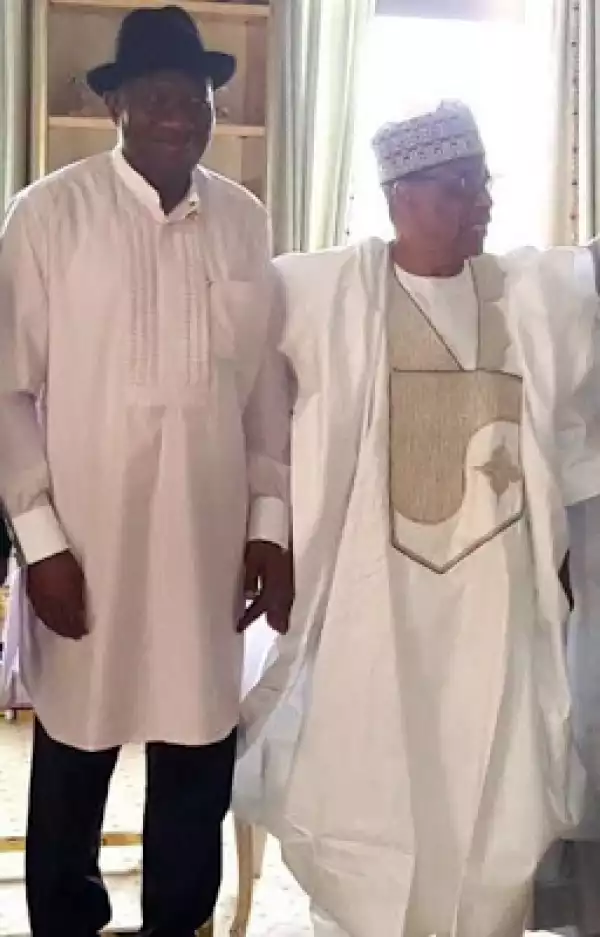 Photos: Goodluck Jonathan Visits IBB, Abubakar Abdulsalam